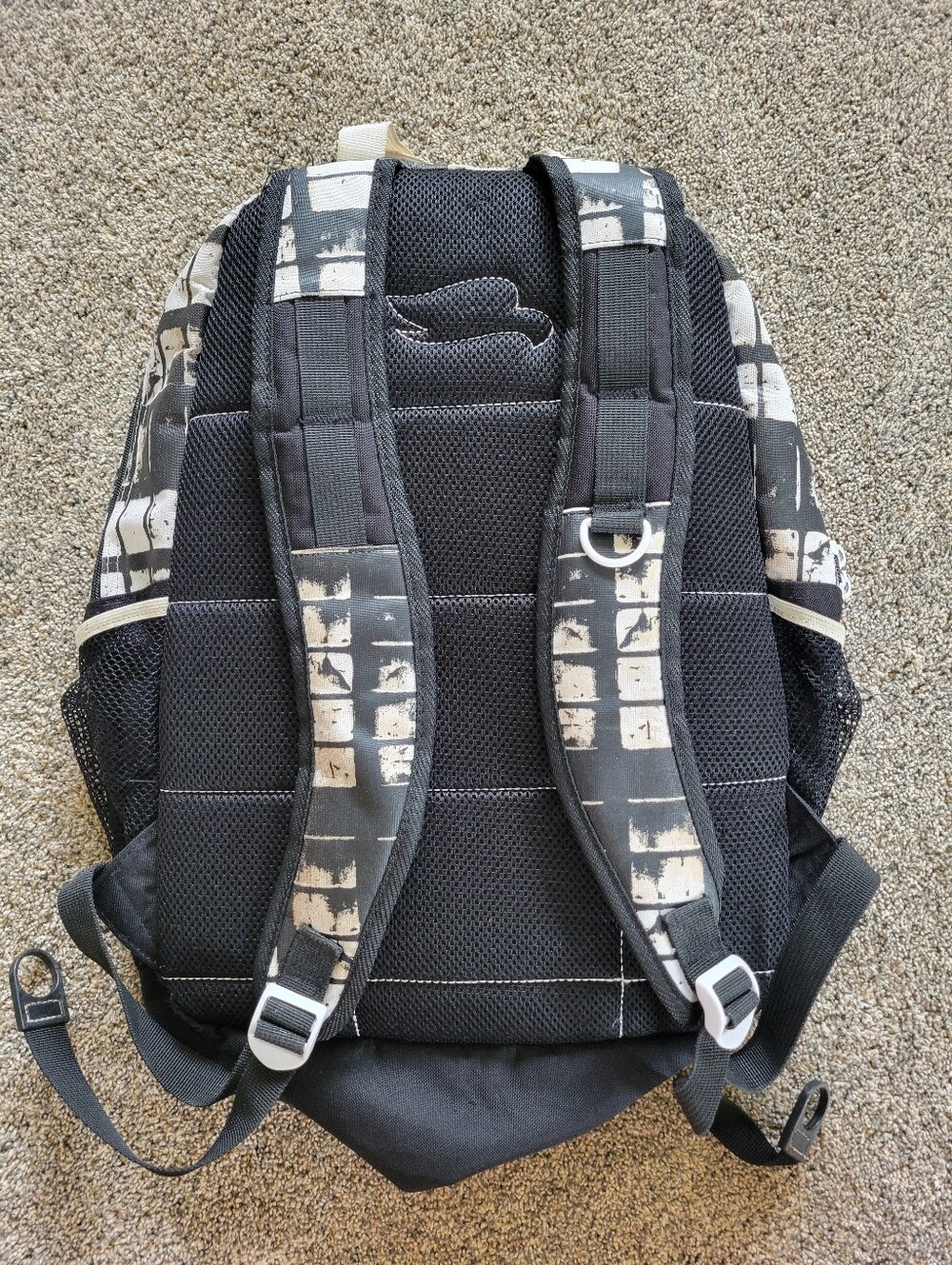 Tony Hawk Backpack - Picture 3 of 8